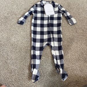 Pottery Barn Baby Nursery Pajama Sleeper​ NWT Gingham 0-3 months navy white